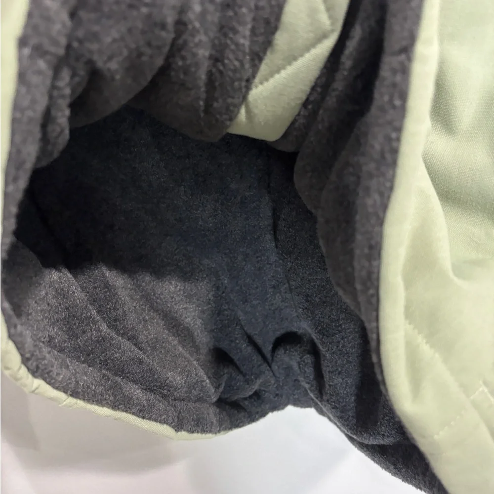 L.L. Bean Canvas Light Sage Green fleece lined women’s small cropped - Picture 10 of 14